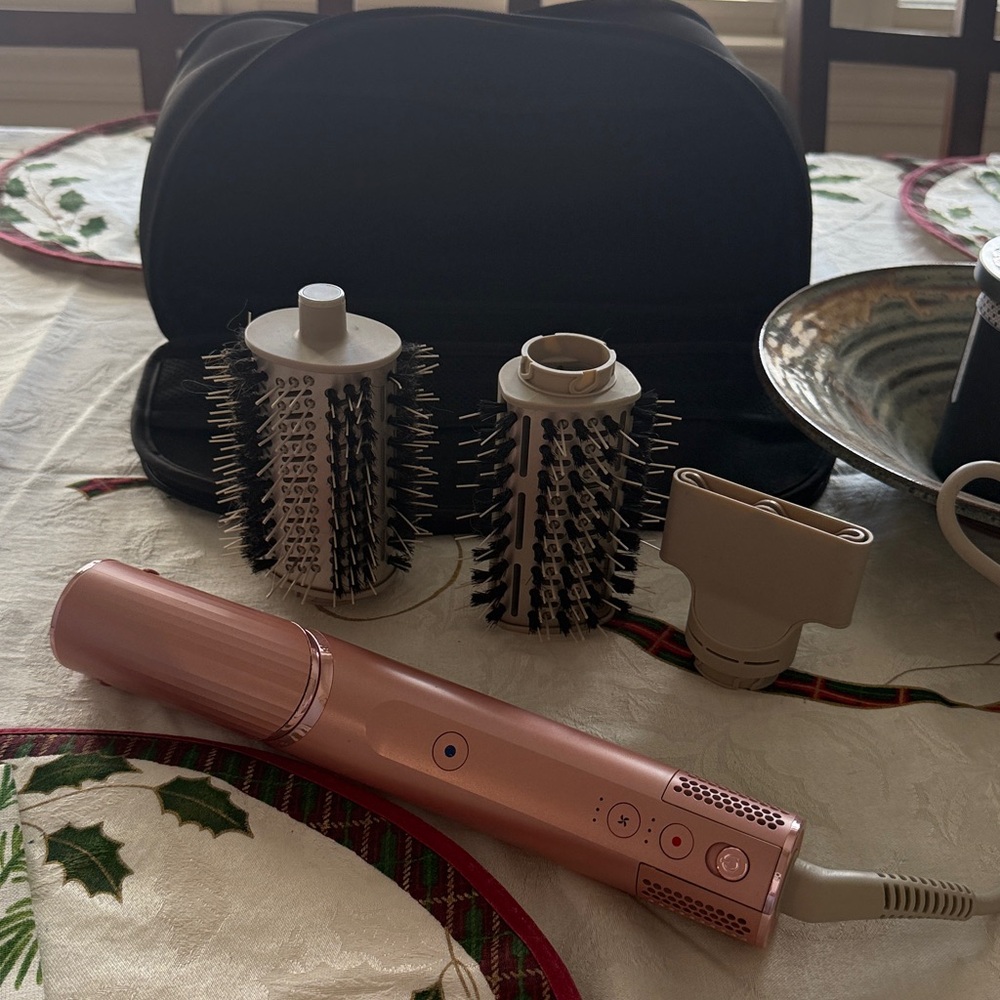 Shark FLEX FUSION HAIR DRYER/ Styler w attachments and travel bag